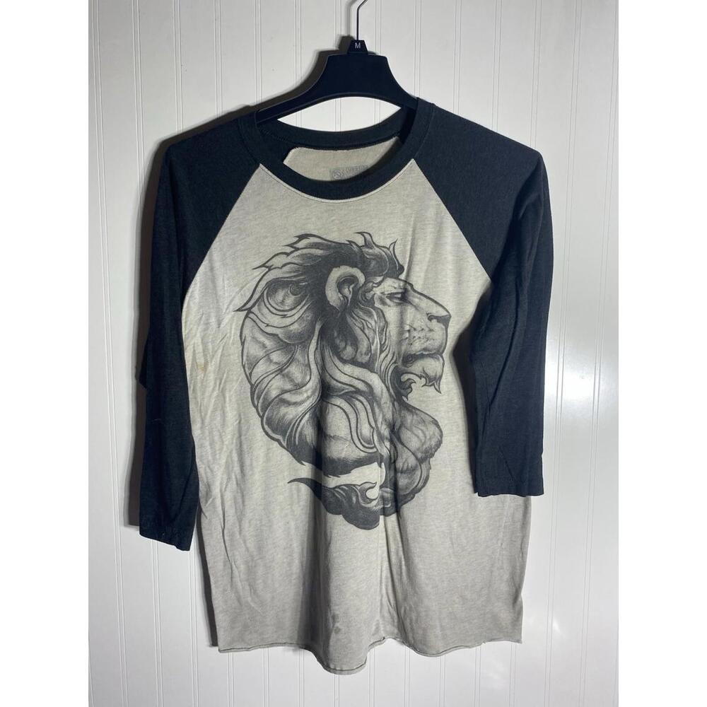 Curbside Clothing Lion 3/4 Sleeve T-Shirt Large